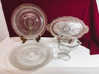 JU/ 4pcs - Decorative Vintage Glass Serving Lot: Platters And Bowl
