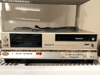 BR/ Vintage Sony Betamax Video Cassette Recorder SL-5000