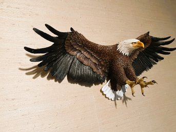 FR/ Amazingly Life Like 31'w Detailed Carving Of Bald Eagle In Flight Wall Art - Handcrafted In China