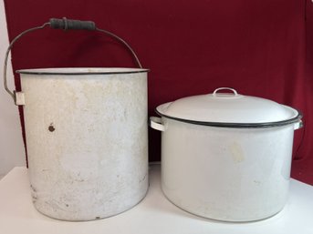 JU/ 2pcs - Vintage Enamel Ware Large Stock Pots
