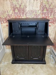 FR/ Great Dark Wood Slant Front Secretary Desk - Hooker Furniture - W Key, Power Ports, Loads Of Storage