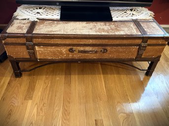 LR/ Coffee Table TV Stand - Distressed Trunk Valise Style W Metal Legs, Leather-Like Strap Detail, Lrg Drawer