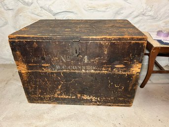 C/ Huge Vintage Wood Storage Chest-trunk: Stenciled 'No. 4 B. Conner'
