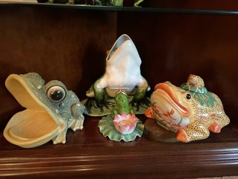 FR/ 5 Pcs - Shelf Of Asstd Large Size Frogs & 1 Wood Stand - Gump's, Lynn Chase Designs, Etc