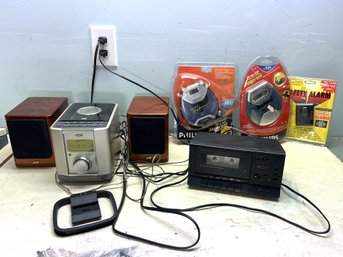 C/ 8pcs - Electronic Lot: JVC Speakers, Optimus Cassette Player, Philips CD Player, Safety Alarm Etc