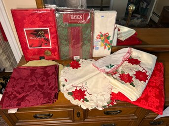 3B/ Assorted Table Linens - Waterford, Holiday, Trends Etc