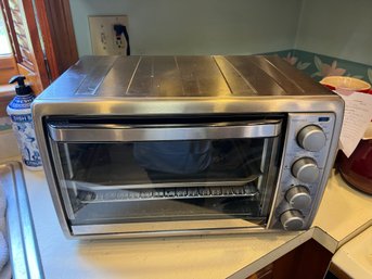 K/ Stainless Steel Black & Decker Counter Top Convection 1500 Watt Toaster Oven Model #TO430455