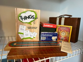 5BR/ 8pcs - Small Game Lot: Cribbage, Dominos, Vintage Cog Wheel Puzzle Etc