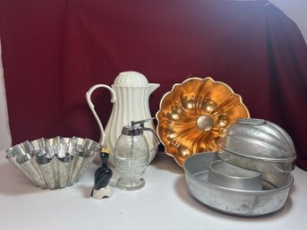 LS/ 16pcs - Baking & Hospitality Items - Some Vintage: Blackbird Pie Funnel, Metal Molds, Carafe Etc