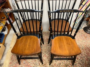 CRH7/H 4pcs: Vintage Hitchcock Chairs