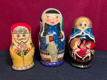 LS/ Bin 3pcs - Beautiful Colorful Sets Of Russian Nesting Dolls