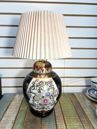 CRS2/RER: Small Hand Painted Asian Ginger Jar Table Lamp