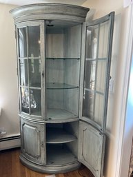 DR/ Beautiful Farmhouse Shabby Chic Rounded Corner Hutch Cabinet By Drexel Heritage
