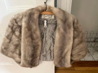 B2A/ Simply Beautiful Vintage Light Color Fur Stole Satin Lined By Evans Of Chicago Monogrammed