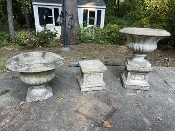 BY/ 4pcs - 2 Large Stone Planter Urns W/ 2 Pedestal Bases