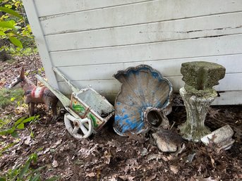 BY/ 5 Pieces - Broken Lawn Ornament Lot