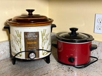 K/ 2pcs - Cooks 2 Quart Crock Pot And Large Hamilton Beach Crock Watcher Crock Pot
