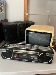 1BR/ Vintage Electronic Entertainment Items: Boom Box, TV Etc