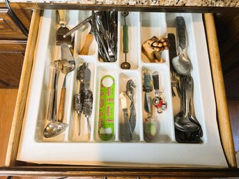 K/ Drawer Of Specialty Kitchen Utensils  - Appetizer Forks W Wood Frog, Mariposa Spreader, Melon Baller Etc