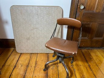 1BR/ Card Table And Rolling Office Chair - Vintage