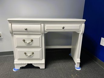 ER/ Pretty White Desk, 4 Drawers, Patterned Stick On Paper: Back And Sides