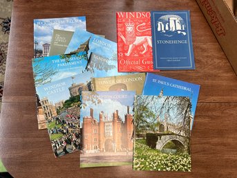 CR/A 12pcs - Assorted UK England Guide Books