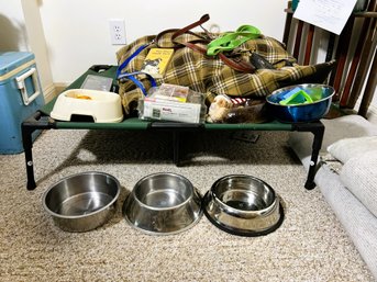 L3/ - Dog - Pet Lover Bundle - Dog Bed, Dishes, Leashes & Other Accessories