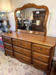 CRC9/L 2pcs: Vintage Hand-painted Henry Link Walnut 9 Drawer Dresser With Mirror