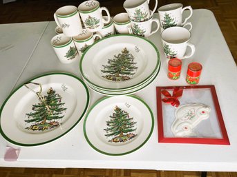 22 Pc's Spode And Nikko Christmas Dinnerware