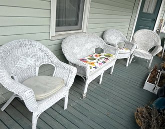 P/ 5 Pc White Wicker Porch Patio Deck Furniture - Loveseat, Planter, 3 Fan Back Arm Chairs, 3 Cushions