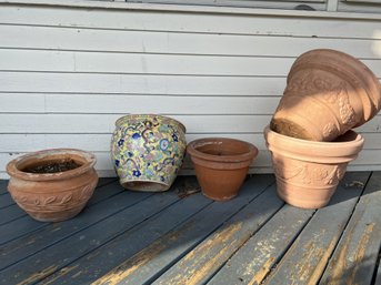 FY/ 5pcs - Terra Cotta, Plastic And Asian Inspired Large Planters