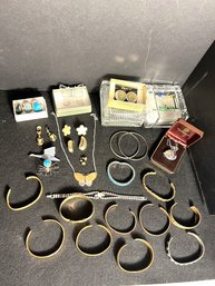 K/ Box - Costume Jewelry Lot - Rings, Bracelets, Necklaces Etc