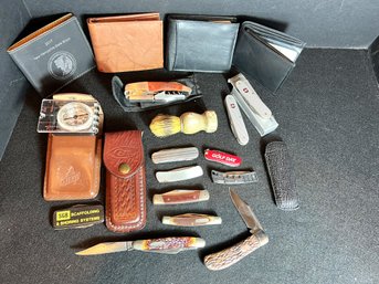 K/ Box - 12 Pocket Knives, Compass W Leather Case, 4 Leather Wallets, Leather Knife Case