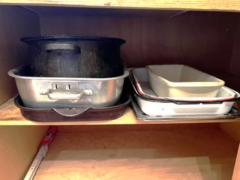 K/ 8 Pc Shelf - Pampered Chef Stoneware Loaf Pan #074, White Enamel Pan, Assorted Roaster Broiler Pans Etc