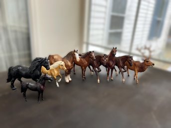 SR/ Box 9pcs - Model Horse Collection And 1 Elk - Mix Of Breyer, Reeves And Peter Stone