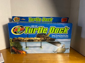C/ 'zoo Med' Turtle Dock For 40 Gallon Tank And Up