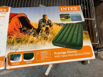 CR/A - New In Box Twin Size Inflatable Mattress / Bed By Intex