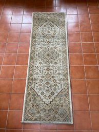 SR/ 2' X 6' Chatham Cream Gold Runner Rug