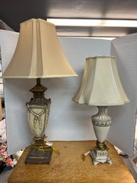 CR/A 2pcs - Ornate Crackle Finish Table Lamps With Cream Colored Shades