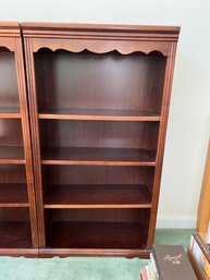 2H/ Broyhill Bookcase With 4 Adjustable Shelves #2