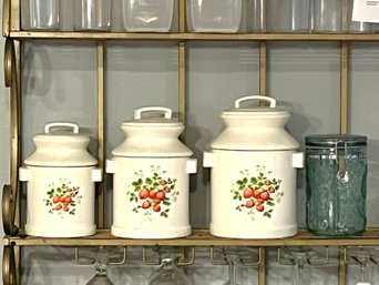 K/ 4pcs - Kitchen Counter Canisters: 3 Ceramic W Lids - Strawberry Design & 1 Green Plastic W Latch Lid