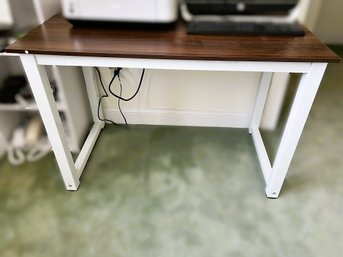 2H/ Contemporary White Computer Desk - Metal And Dark Wood Top