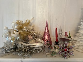 LR/ Bundle Of Asstd Sparkly Christmas Holiday Mantel Decor - Snow Men, Pink Tree, Ornaments Etc