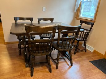 K/ 8pcs - Pretty Veneer Wood Grain Table, 2 Leaves, 5 Chairs