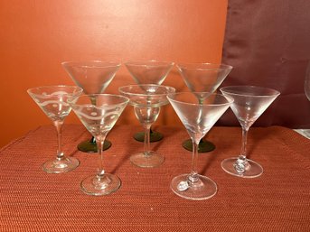 DR/ Bin W 8pcs: Assorted Martini Glasses