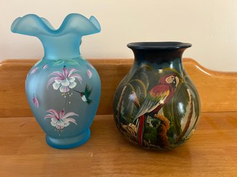 DR/ 2 Painted Vases - Sean K Fenton Art Glass Hummingbirds Flowers & Ceramic Painted Parrots Palm Trees