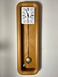 DR/ USA Herman Miller MCM Clock - Rounded Wood Open Case, Pendulum, 2 Keys