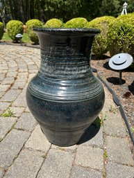 BY/ Majestic Outdoor Glazed Pottery Planter Vase