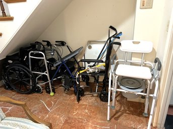 1H/ Medical Lot - Wheelchairs, Walkers, Shower Chairs Etc