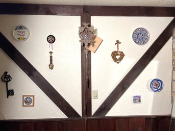 CB/ 10pcs - Assorted Wall Art: Cuckoo Clock, German Plates, Bell Etc